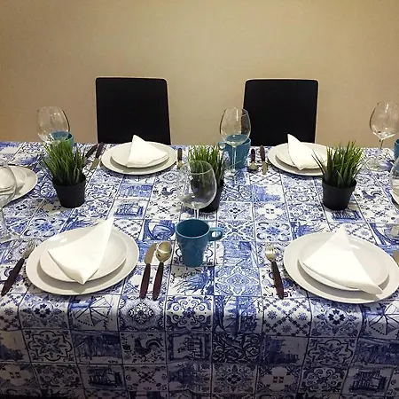 Great 3 Bedrooms,2 Bathrooms.in The Heart Of Lisbon!